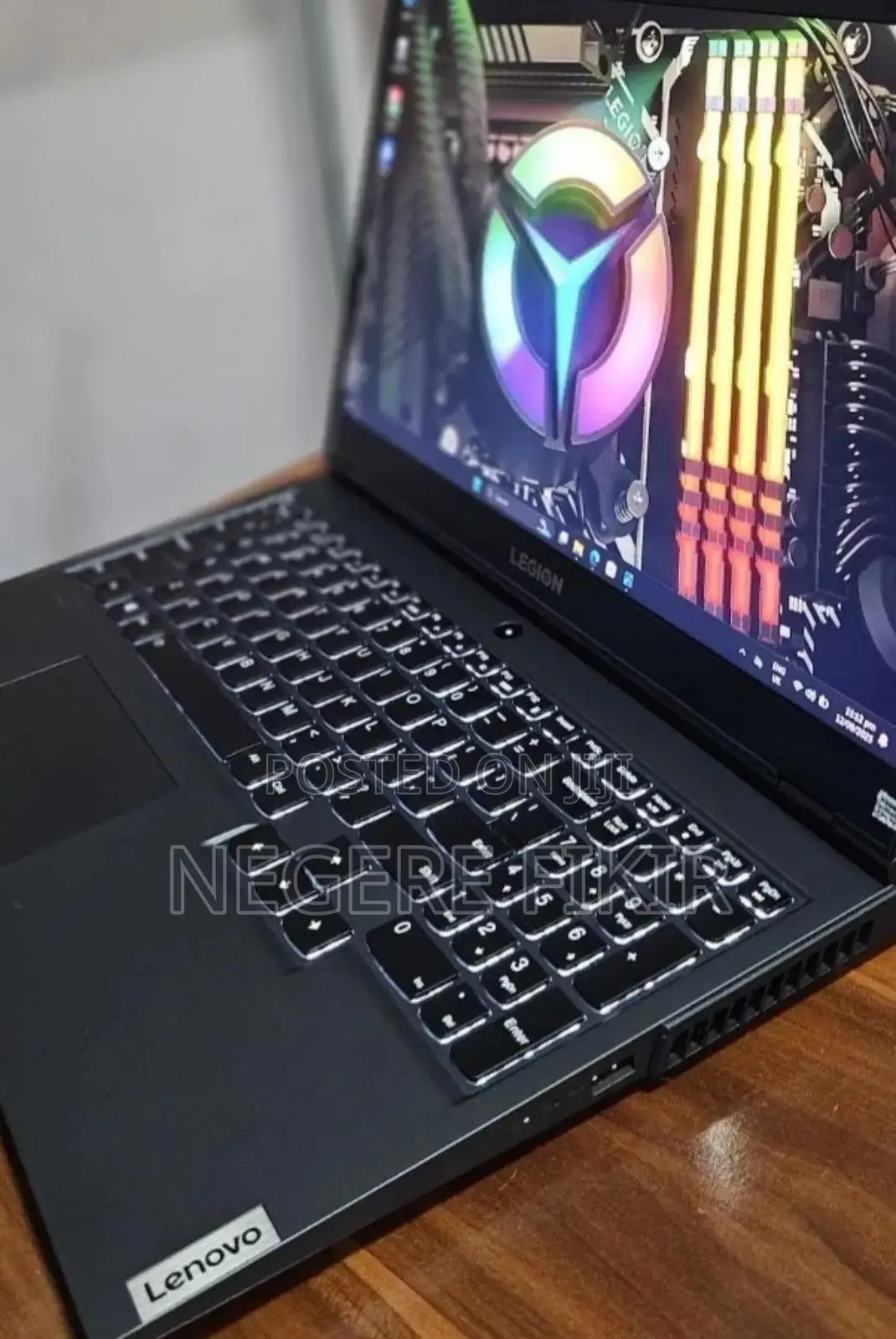 New Laptop Lenovo Legion 5 16GB AMD Ryzen 5 SSD 512GB