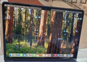 Photo - New Laptop Apple MacBook Air 2022 M2 8GB Apple M2 SSD 256GB