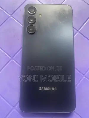 Photo - New Samsung Galaxy A16 5G 128 GB Black