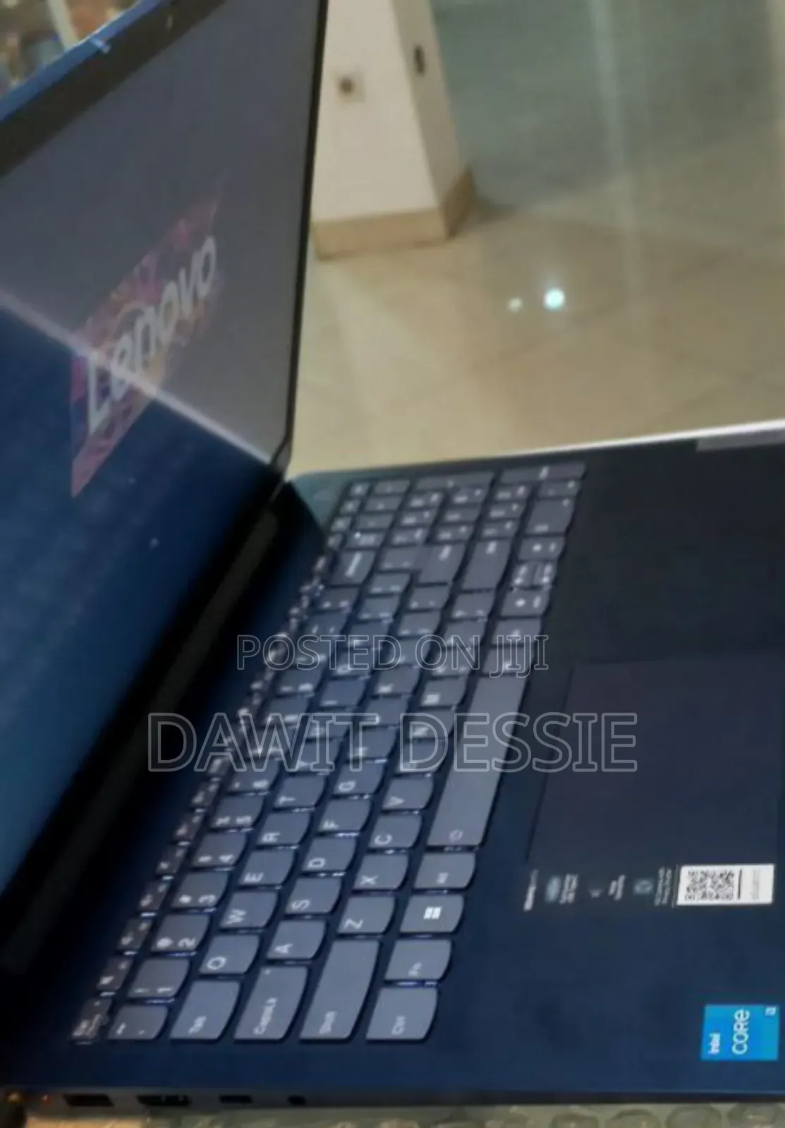 New Laptop Lenovo 8GB Intel Core I3 SSD 256GB