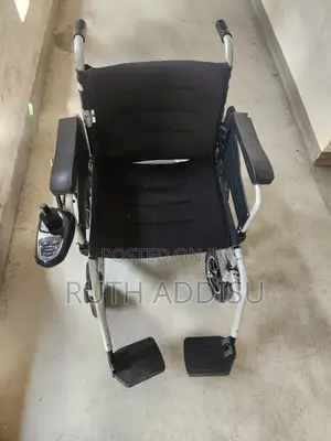 Photo - Analogous Wheelchair痛哭electrical Wheelchair輕微wheelchair傳統wheelchair