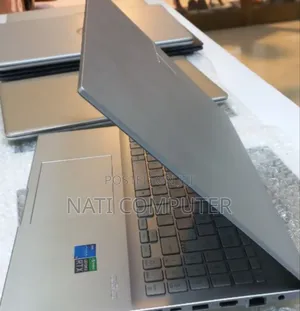 New Laptop Asus VivoBook E12 E203NA 16GB Intel Core I5 SSD 512GB