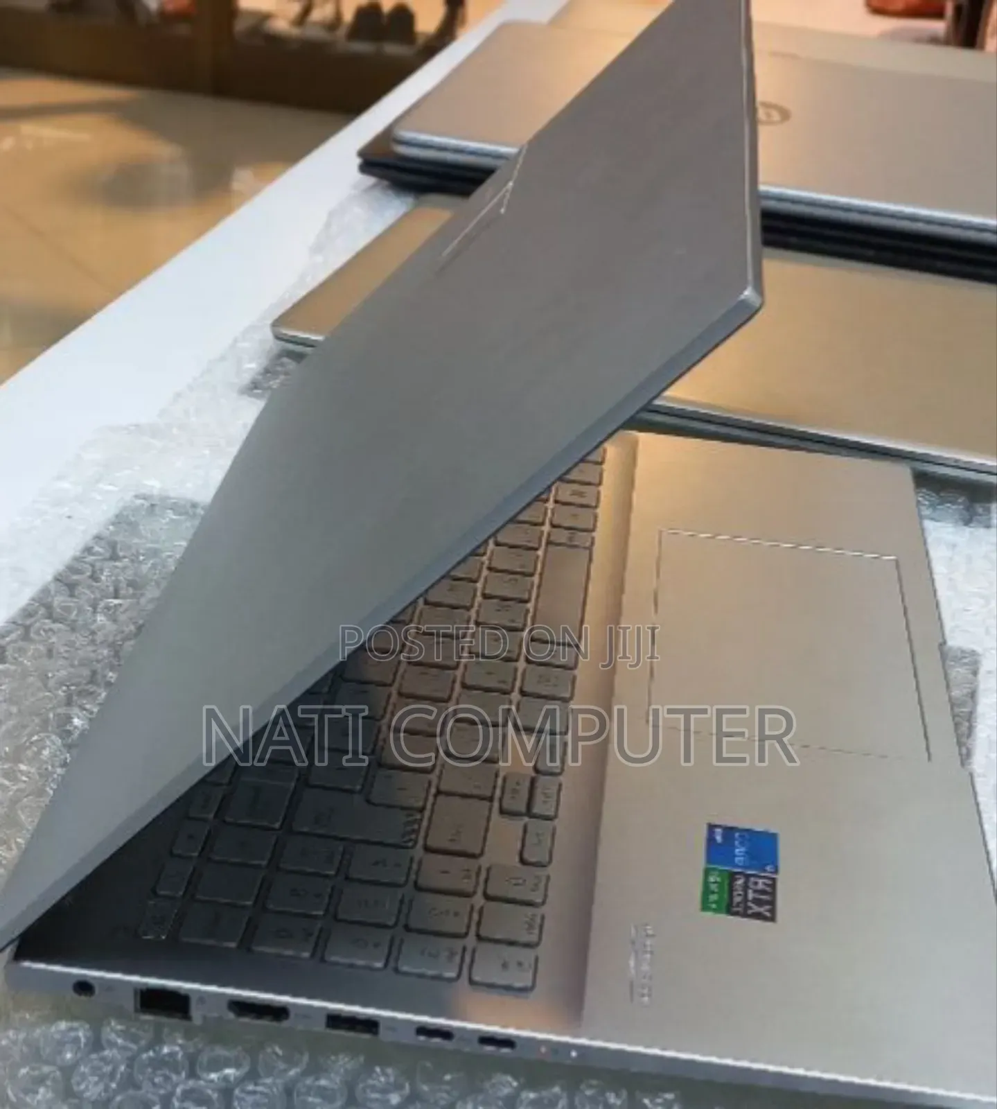 New Laptop Asus VivoBook E12 E203NA 16GB Intel Core I5 SSD 512GB