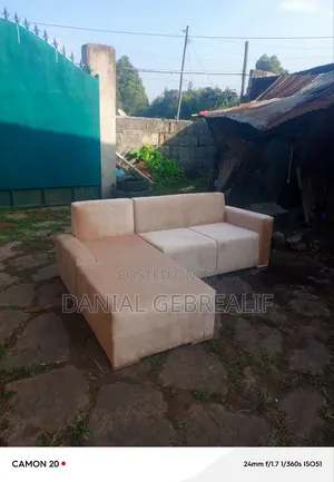 Crem Cler Sofa