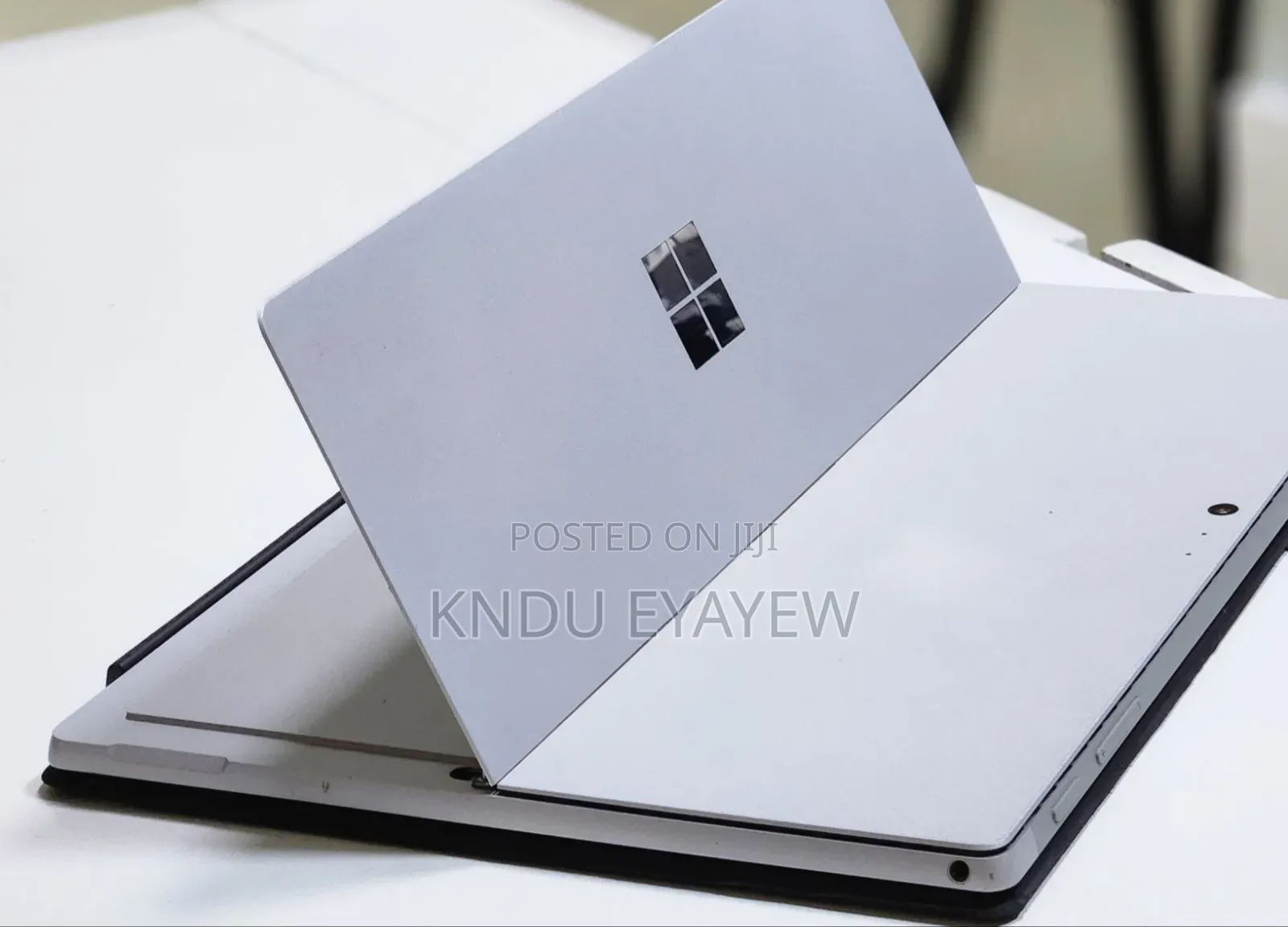 New Laptop Microsoft Surface 16GB Intel Core I7 SSD 1T