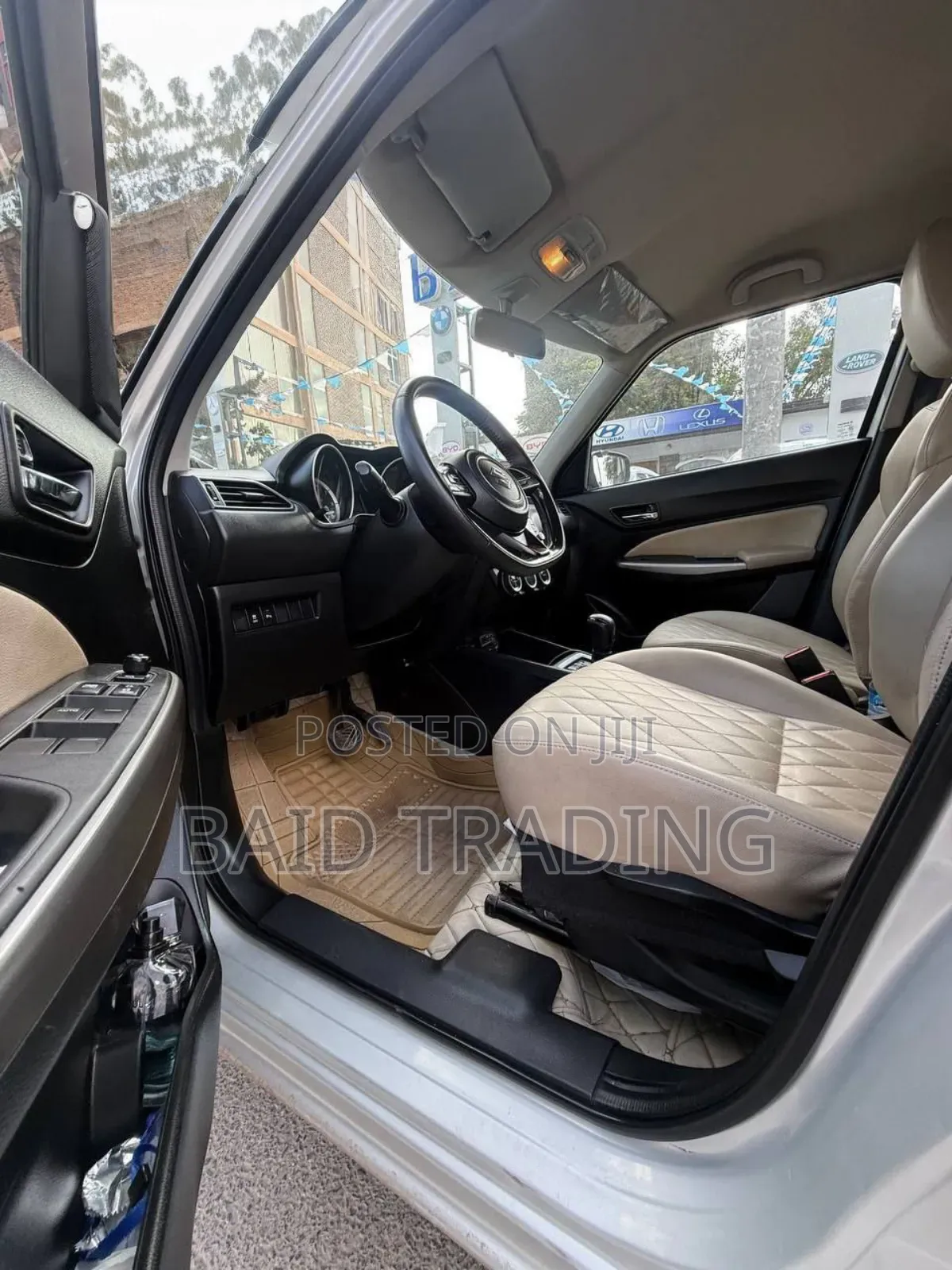 Suzuki Swift 2022 Silver