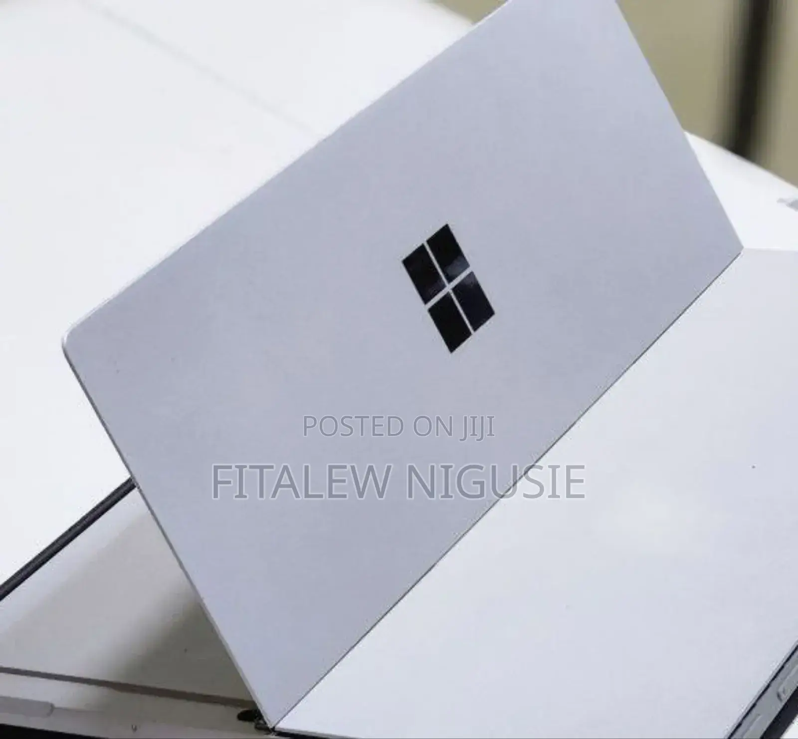 New Laptop Microsoft Surface 16GB Intel Core I7 SSD 1T