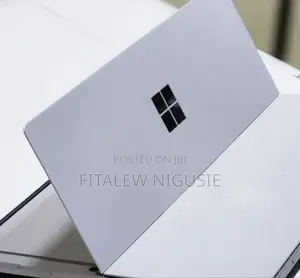 New Laptop Microsoft Surface 16GB Intel Core I7 SSD 1T