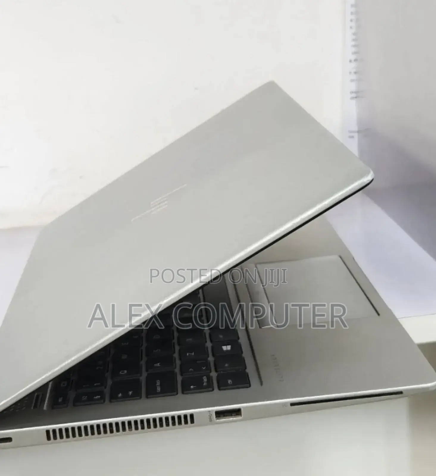 New Laptop HP EliteBook 840 G5 16GB Intel Core I5 SSD 512GB