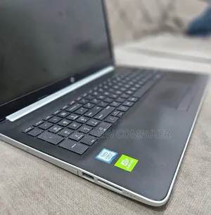 Laptop HP 15 8GB Intel Core I7 HDD+SSD 256GB