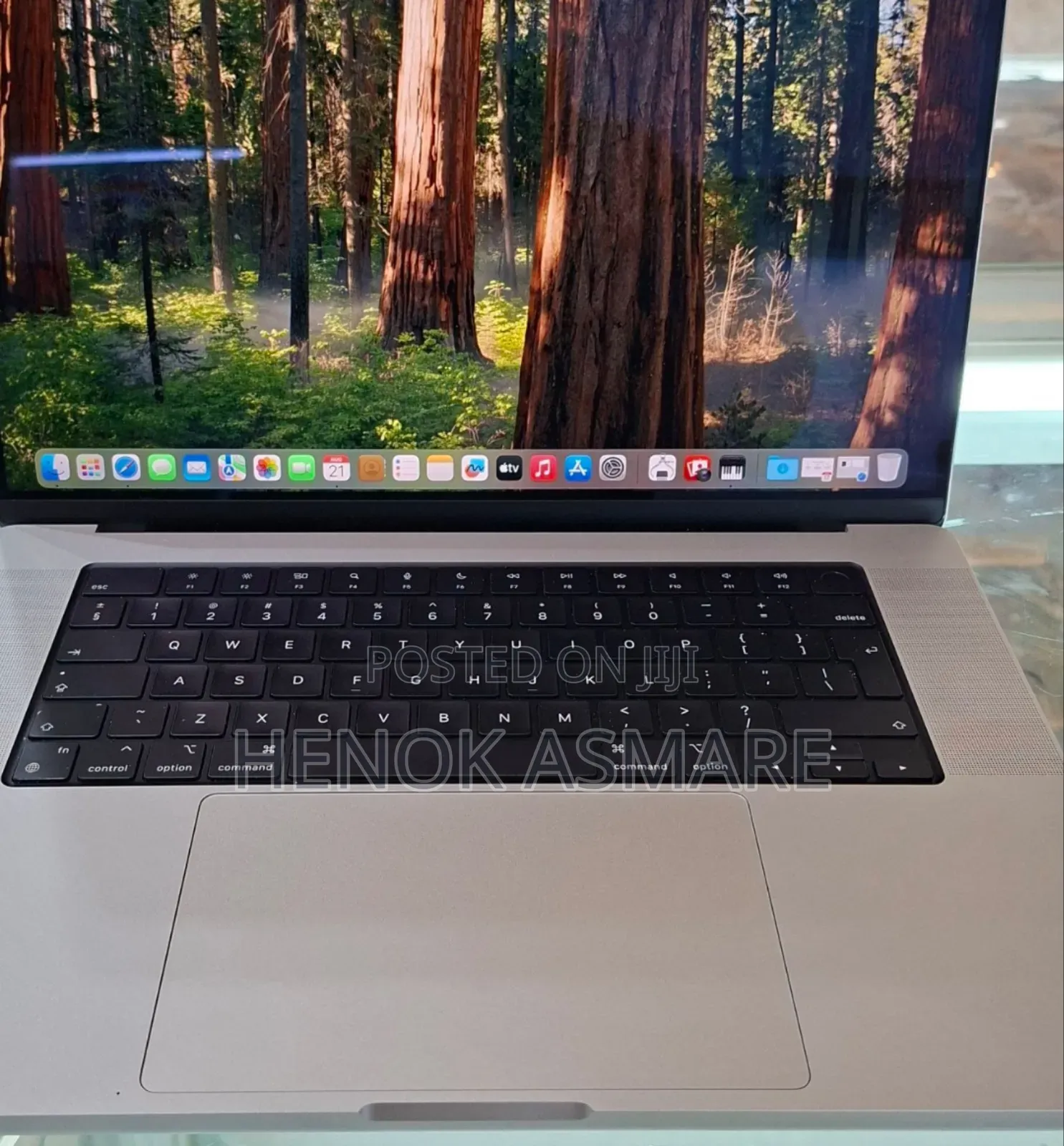 New Laptop Apple MacBook Pro 16GB Apple M1 SSD 1T