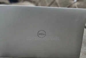 New Laptop Dell XPS 13 8GB Intel Core I5 SSD 512GB