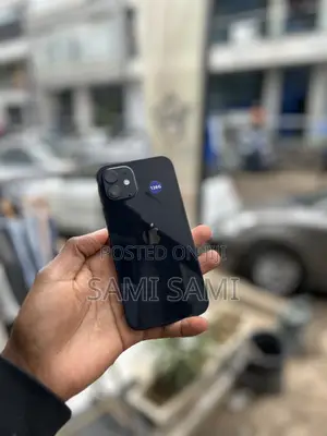 Photo - Apple iPhone 12 128 GB Blue