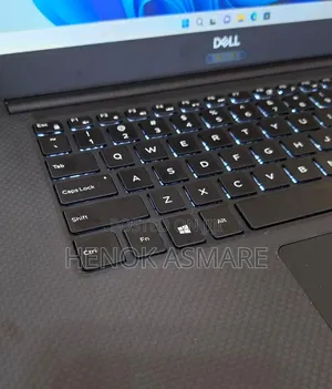 New Laptop Dell Precision 5540 16GB Intel Core I5 SSD 256GB