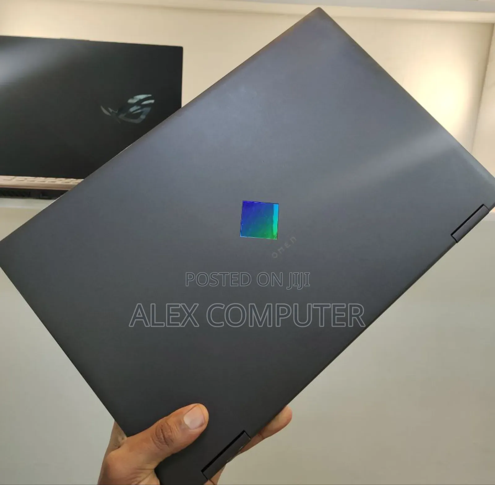 New Laptop HP Omen 15 16GB AMD Ryzen 7 SSD 512GB