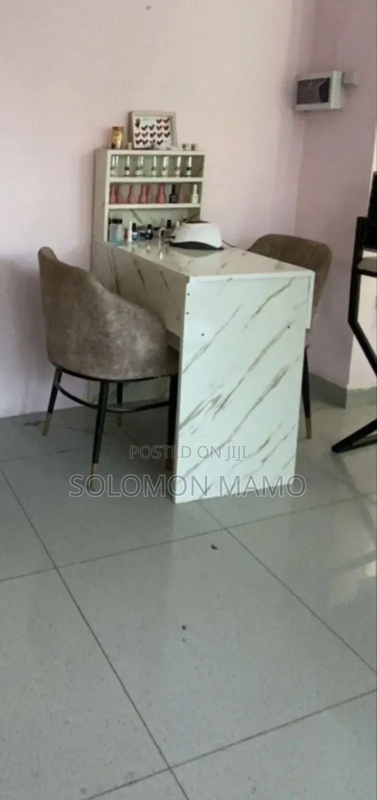 የጥፍር መስሪያ ቴብል