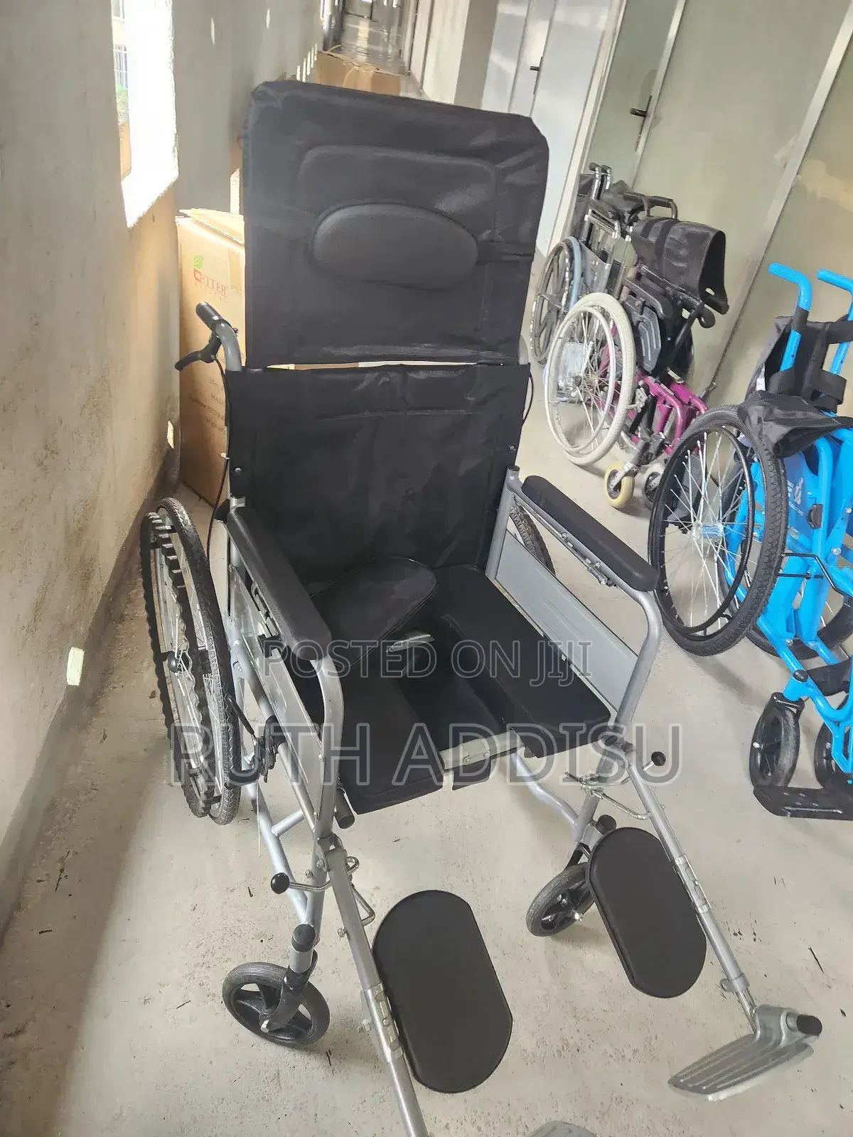 Commode Wheelchair 45°Wheelchair奢望wheelchair較少wheelchair建立wheelchair