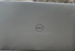 New Laptop Dell XPS 13 9370 8GB Intel Core I5 SSD 512GB