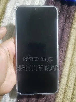 Photo - New Samsung Galaxy M16 128 GB Bronze