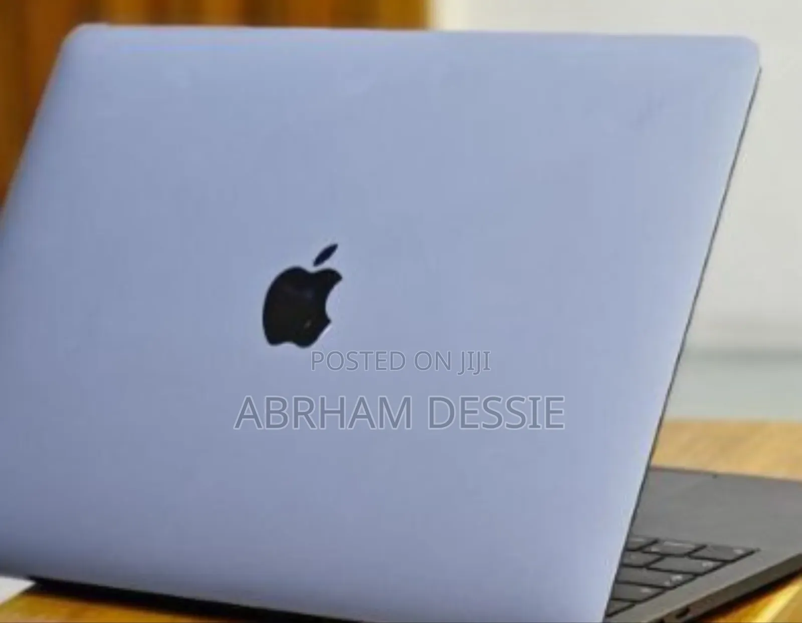 New Laptop Apple MacBook Pro 2019 16GB Intel Core I7 SSD 256GB