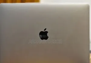 New Laptop Apple MacBook Pro 2019 16GB Intel Core I7 SSD 256GB