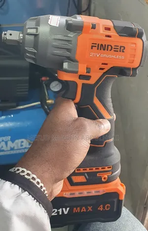 Finder Charger Impact 21v Wreches Brushless