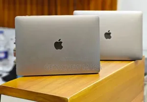 New Laptop Apple MacBook Pro 2019 16GB Intel Core I5 SSD 256GB