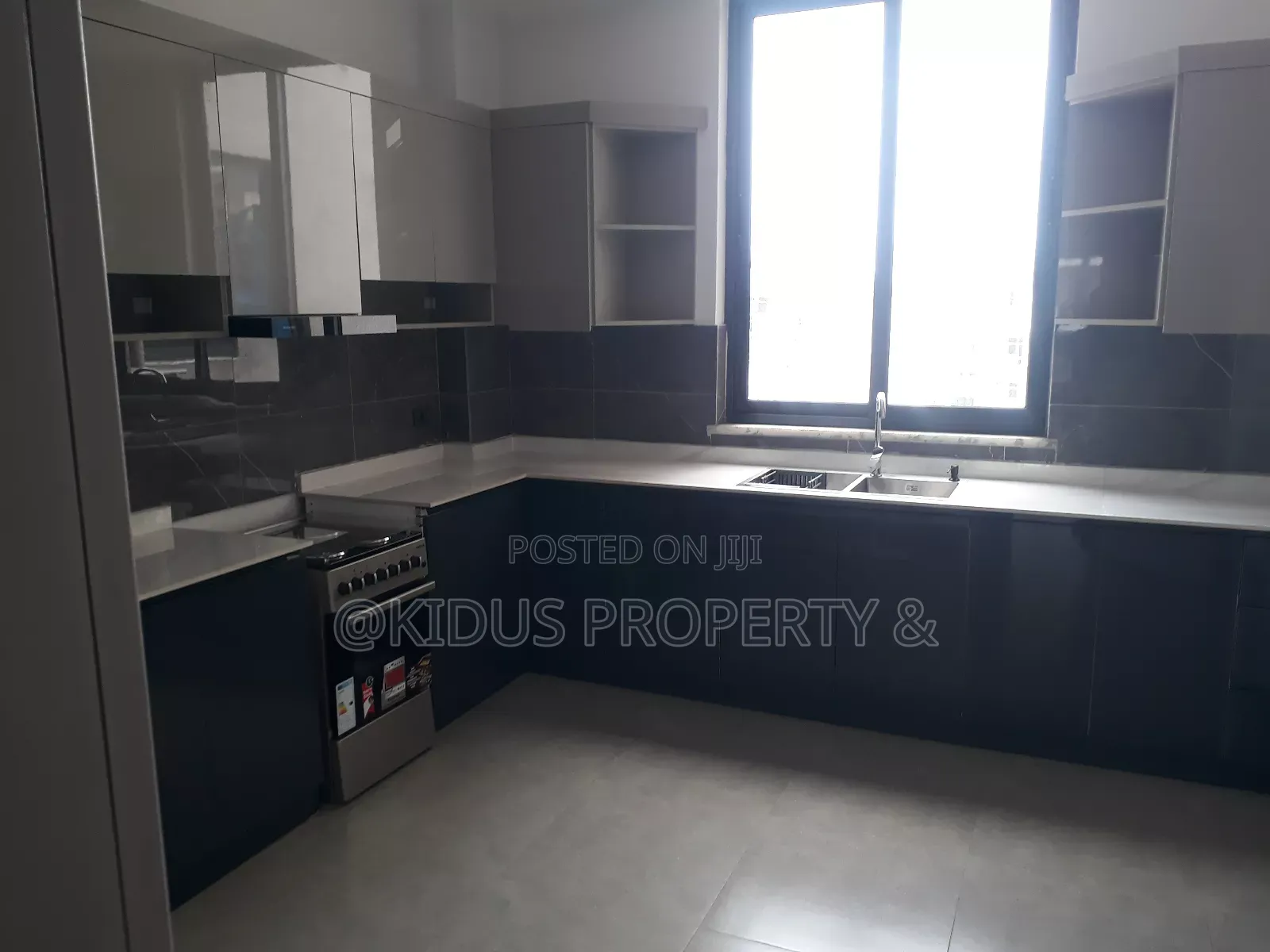 Furnished 3bdrm Apartment in Africa Building, Nifas Silk-Lafto for rent