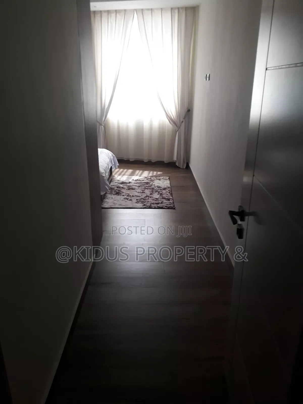 Furnished 3bdrm Apartment in Africa Building, Nifas Silk-Lafto for rent