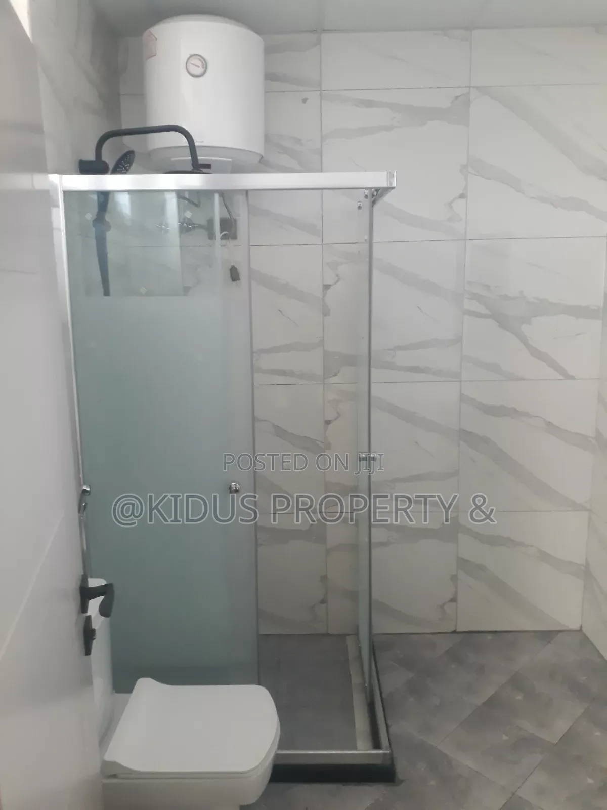 Furnished 3bdrm Apartment in Africa Building, Nifas Silk-Lafto for rent