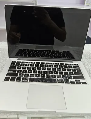 New Laptop Apple MacBook 2014 8GB Intel Core I5 SSD 128GB