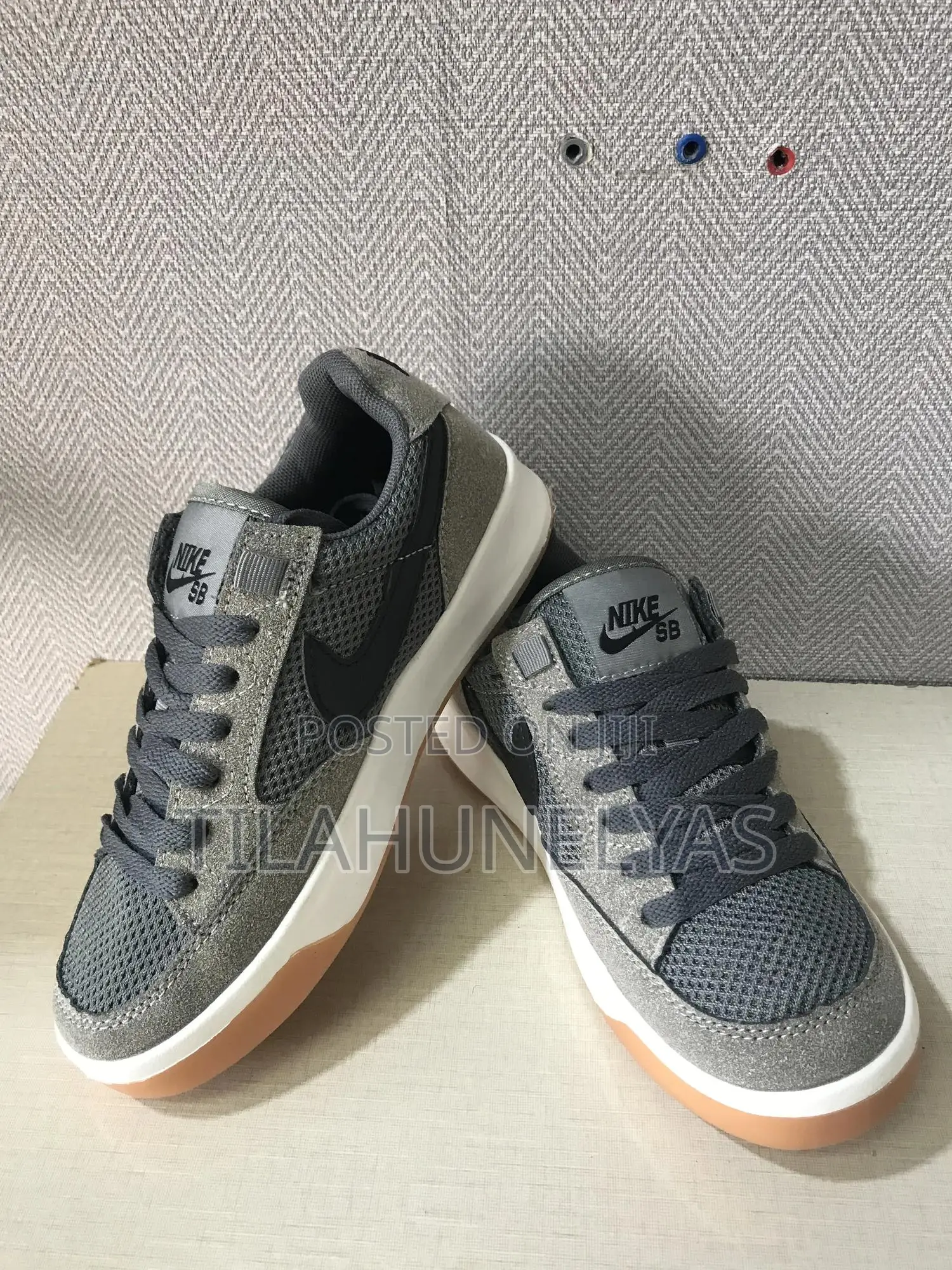 Nikee for Girls and Man’S High Quality Shoes