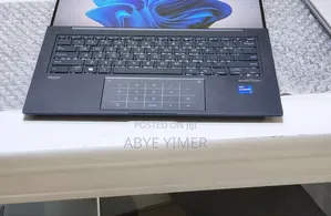 New Laptop Asus VivoBook 15 X505BA 16GB Intel Core i7 SSD 512GB