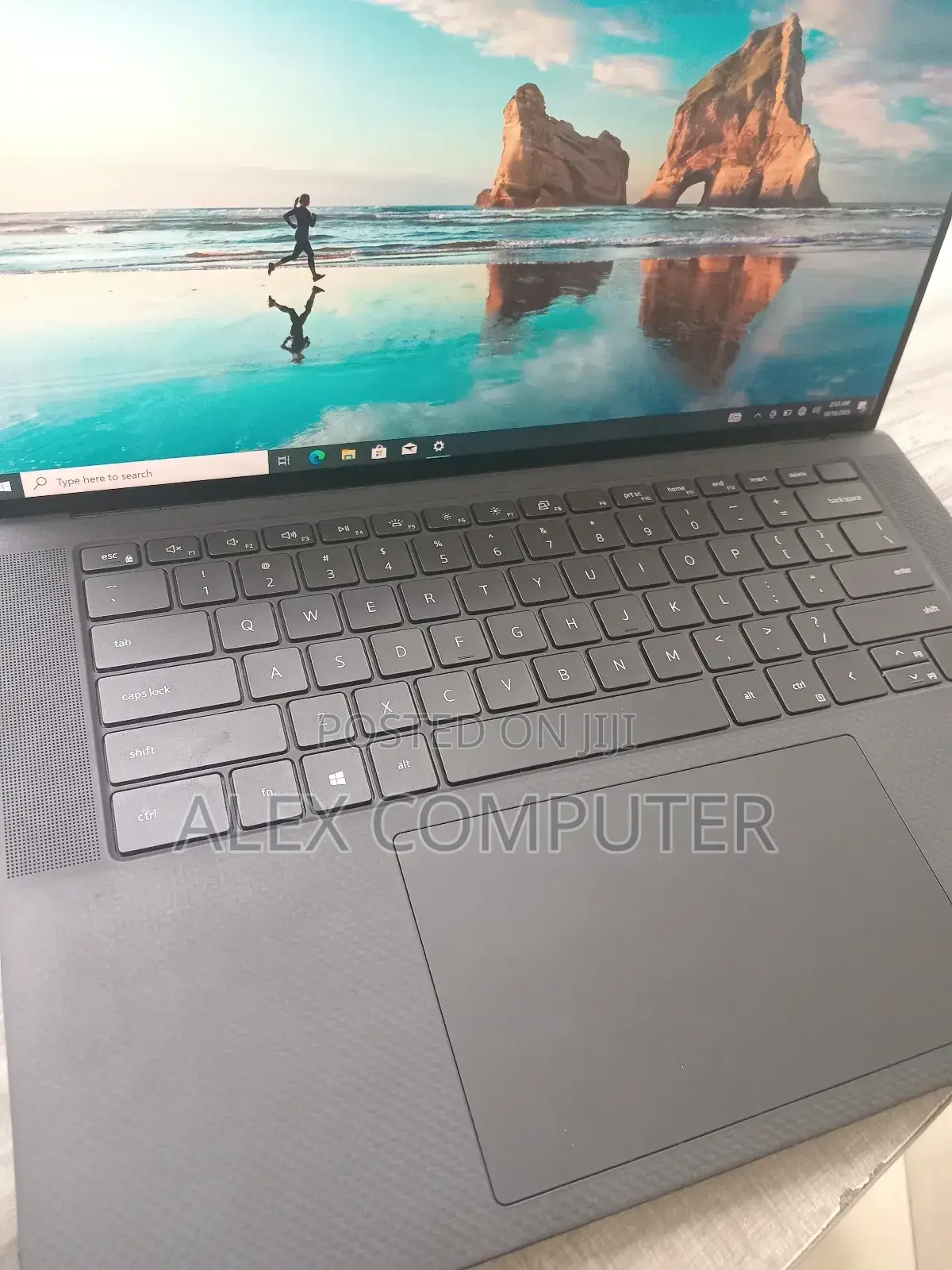 New Laptop Dell Precision 5550 16GB Intel Core I7 SSD 512GB