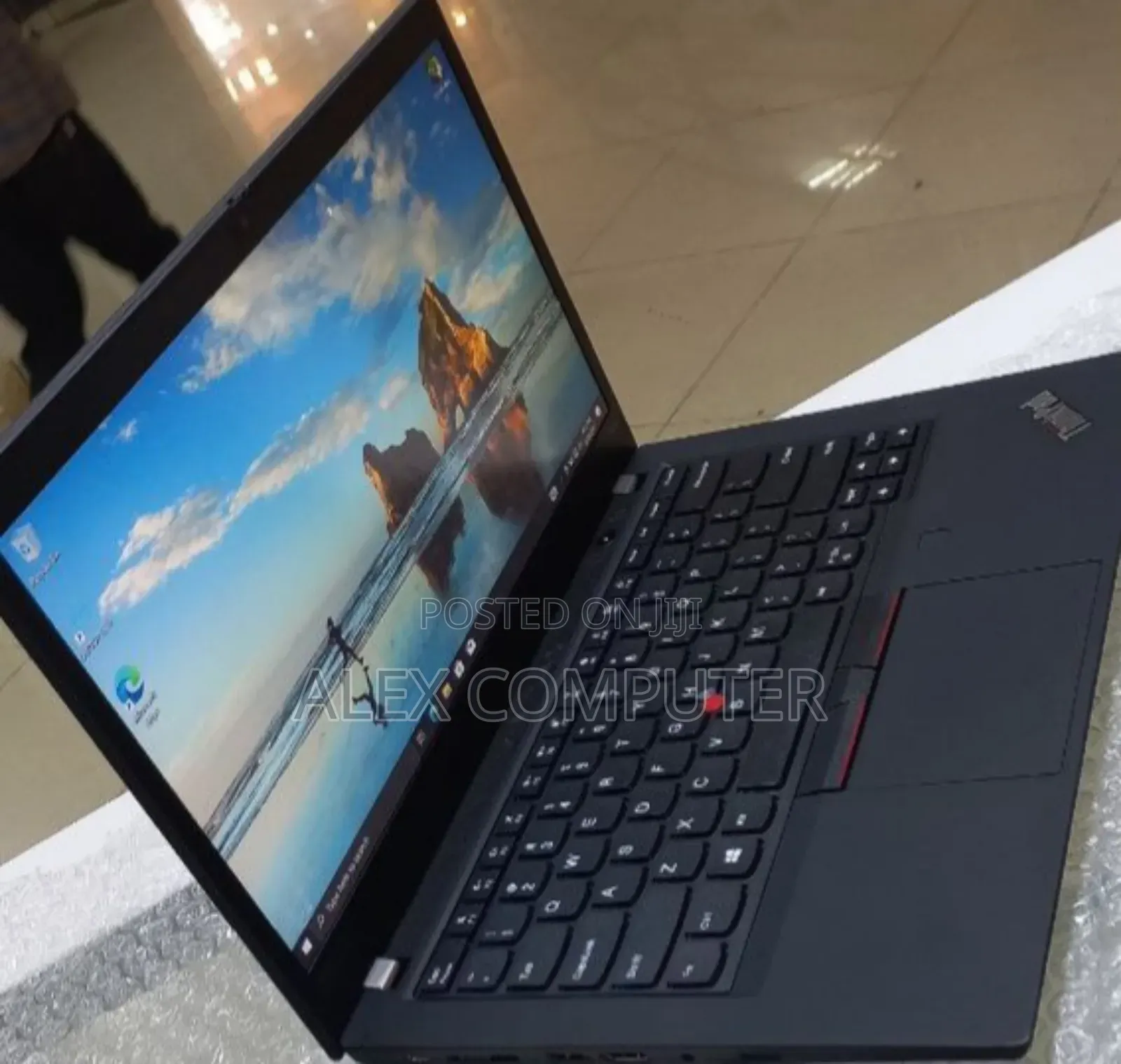 New Laptop Lenovo ThinkPad T495s 16GB AMD Ryzen 5 SSD 512GB