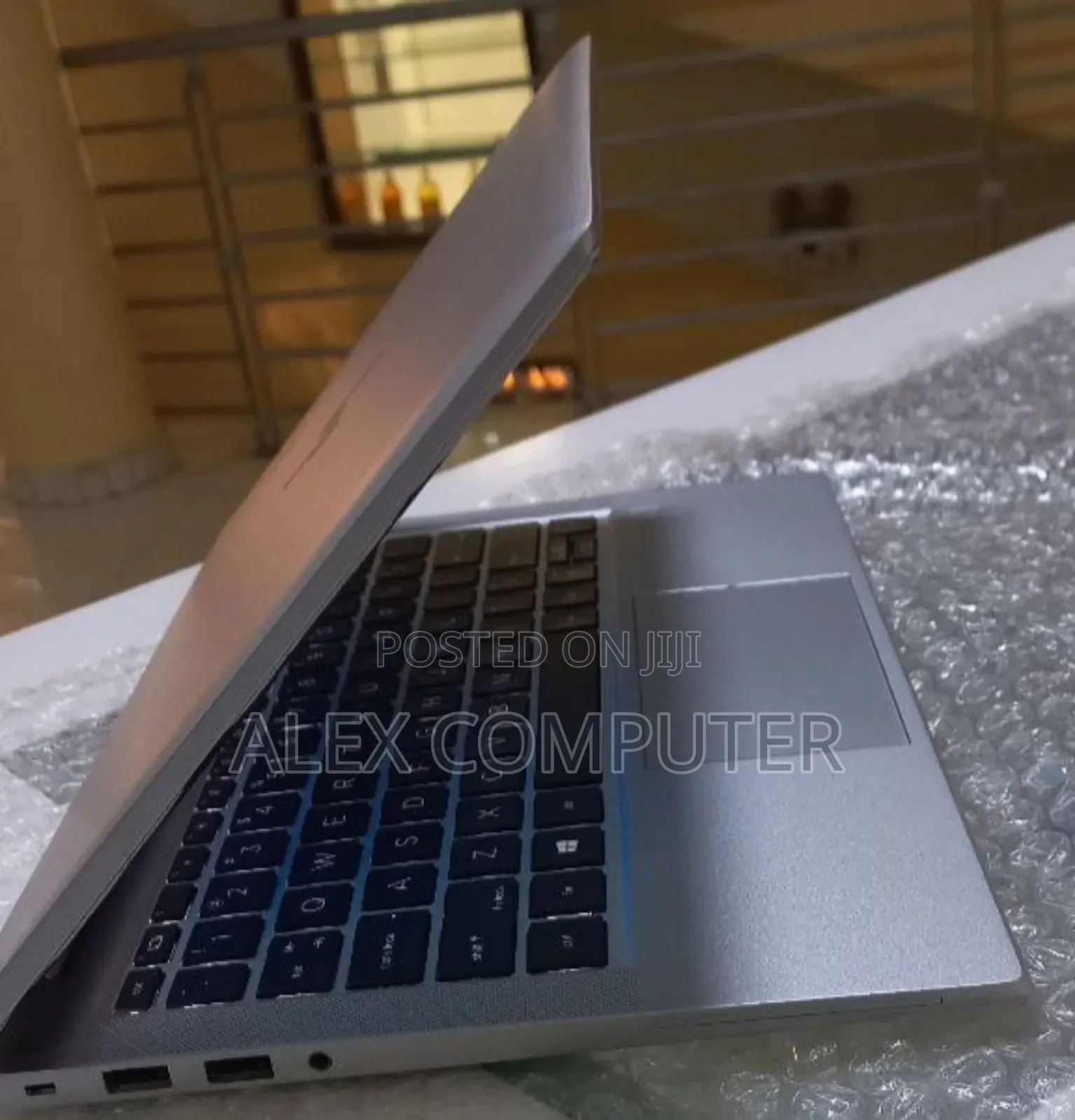 New Laptop HP EliteBook 830 G7 8GB Intel Core I5 SSD 512GB