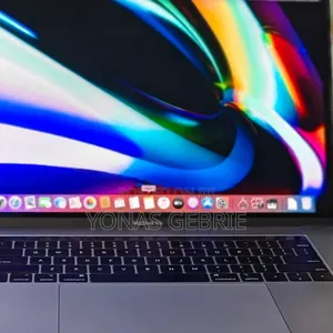 New Laptop Apple MacBook Pro 2019 32GB Intel Core I9 SSD 512GB