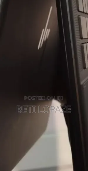 New Laptop HP Spectre X360 13 16GB Intel Core I7 SSD 1T