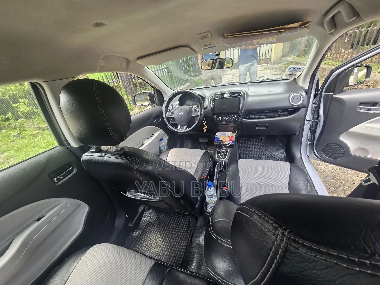 Mitsubishi Attrage 2021 Silver