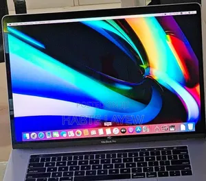 New Laptop Apple MacBook Pro 2019 4GB Intel Core I9 SSD 512GB