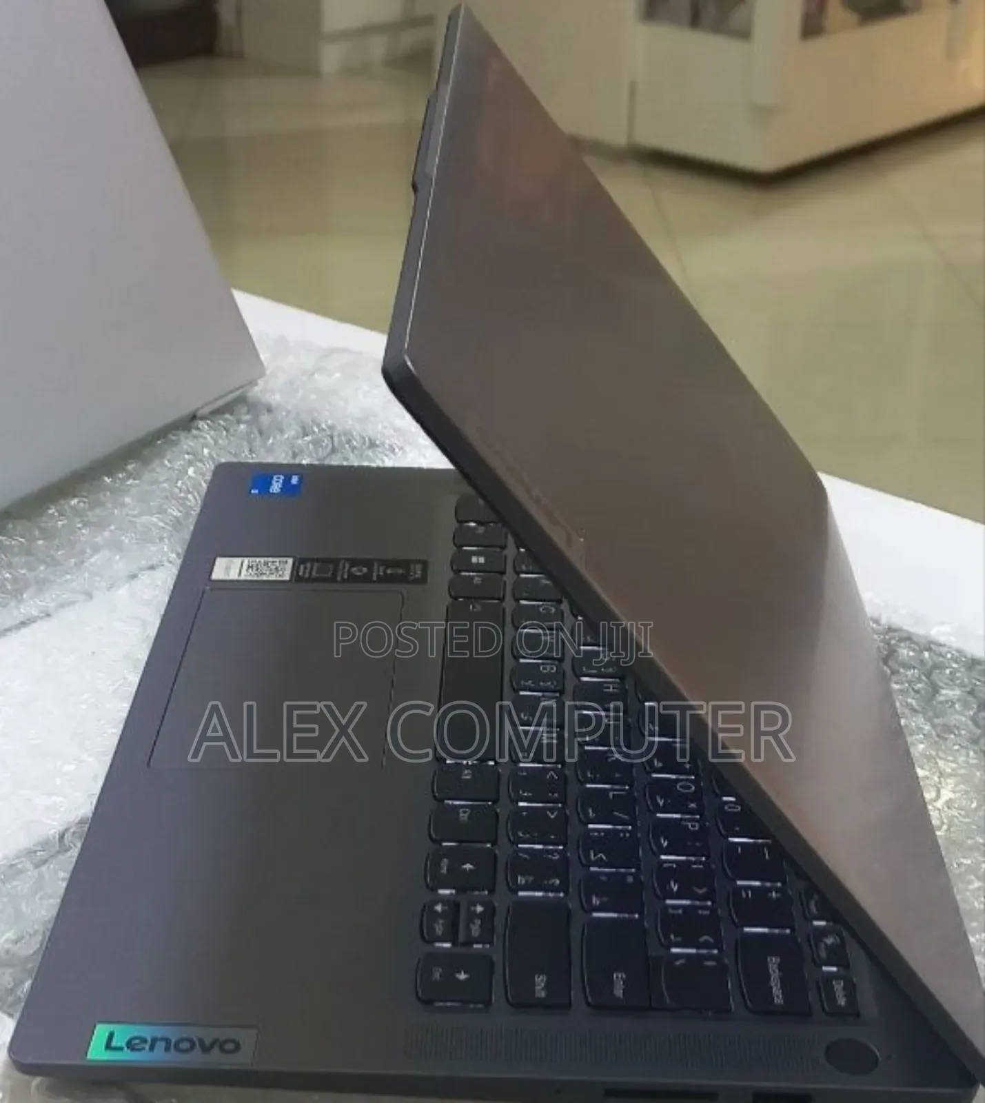 New Laptop Lenovo Ideapad 3 8GB Intel Core I5 SSD 512GB