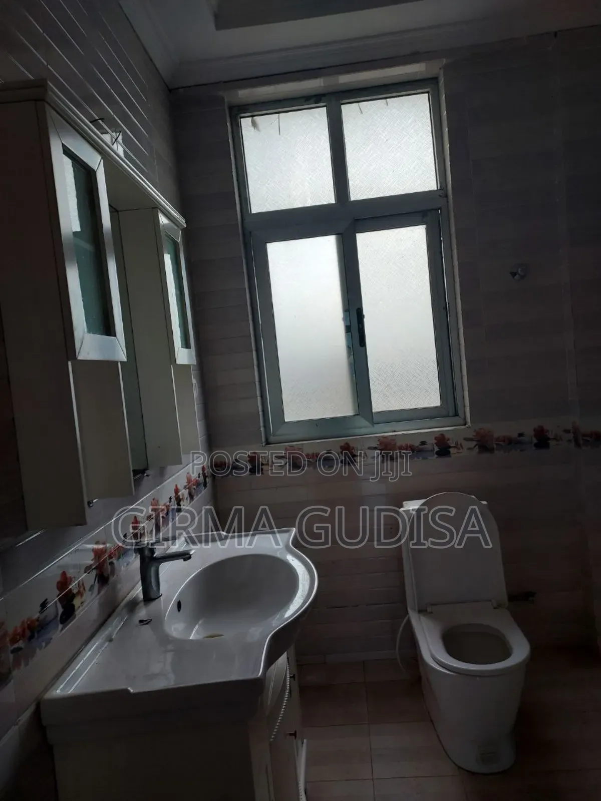 Furnished 6bdrm House in Oromia-Finfinne for sale