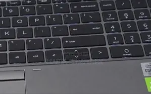 New Laptop HP ZBook Firefly 15 G7 16GB Intel Core I7 SSD 1T