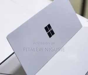 New Laptop Microsoft Surface 16GB Intel Core I7 SSD 1T