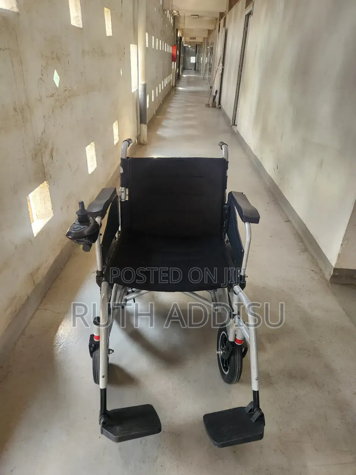 Electrical Analog Wheelchair腕表wheelchair腔裏wheelchair隔離wheelchair New