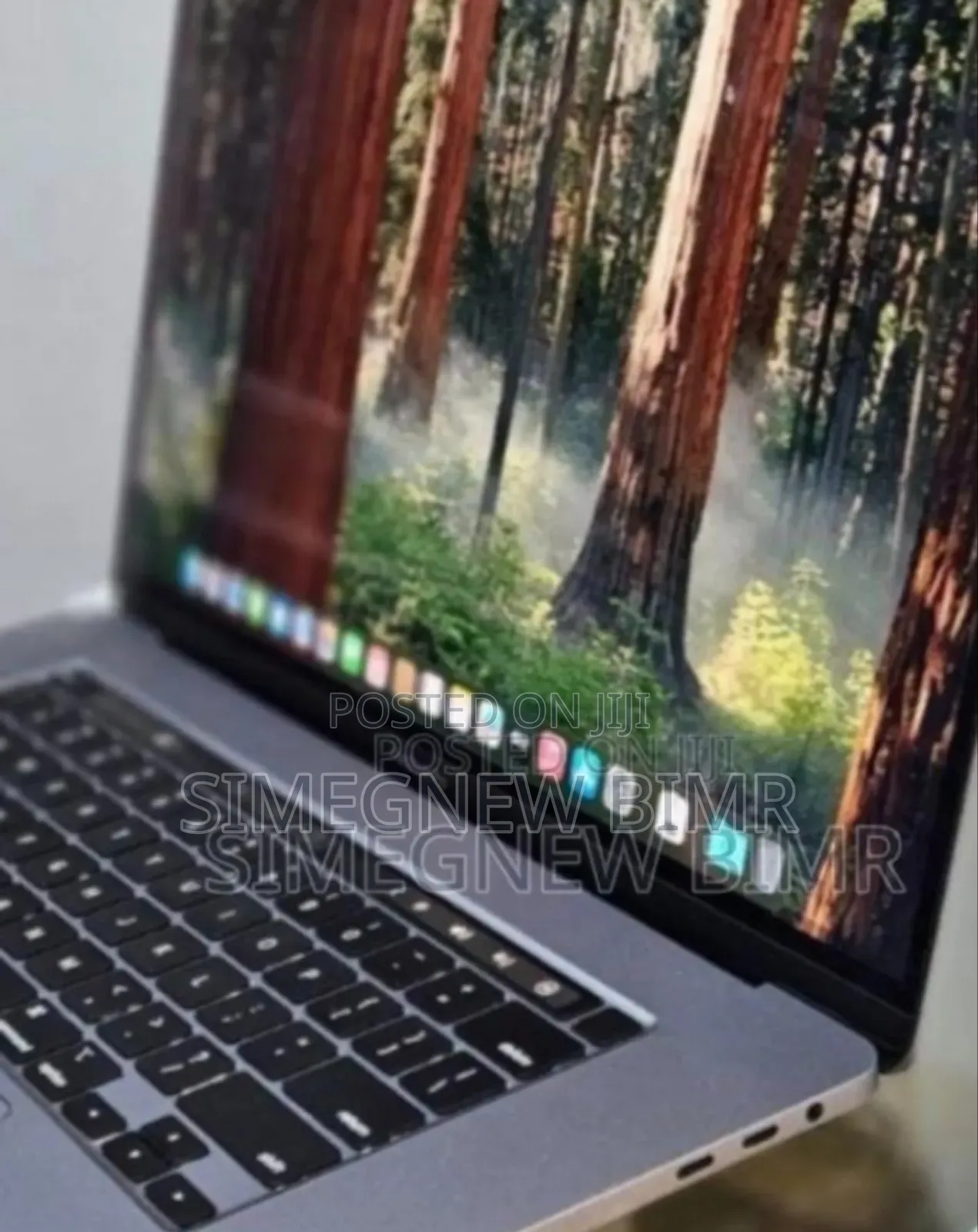 New Laptop Apple MacBook Pro 2019 16GB Intel Core i9 SSD 1T