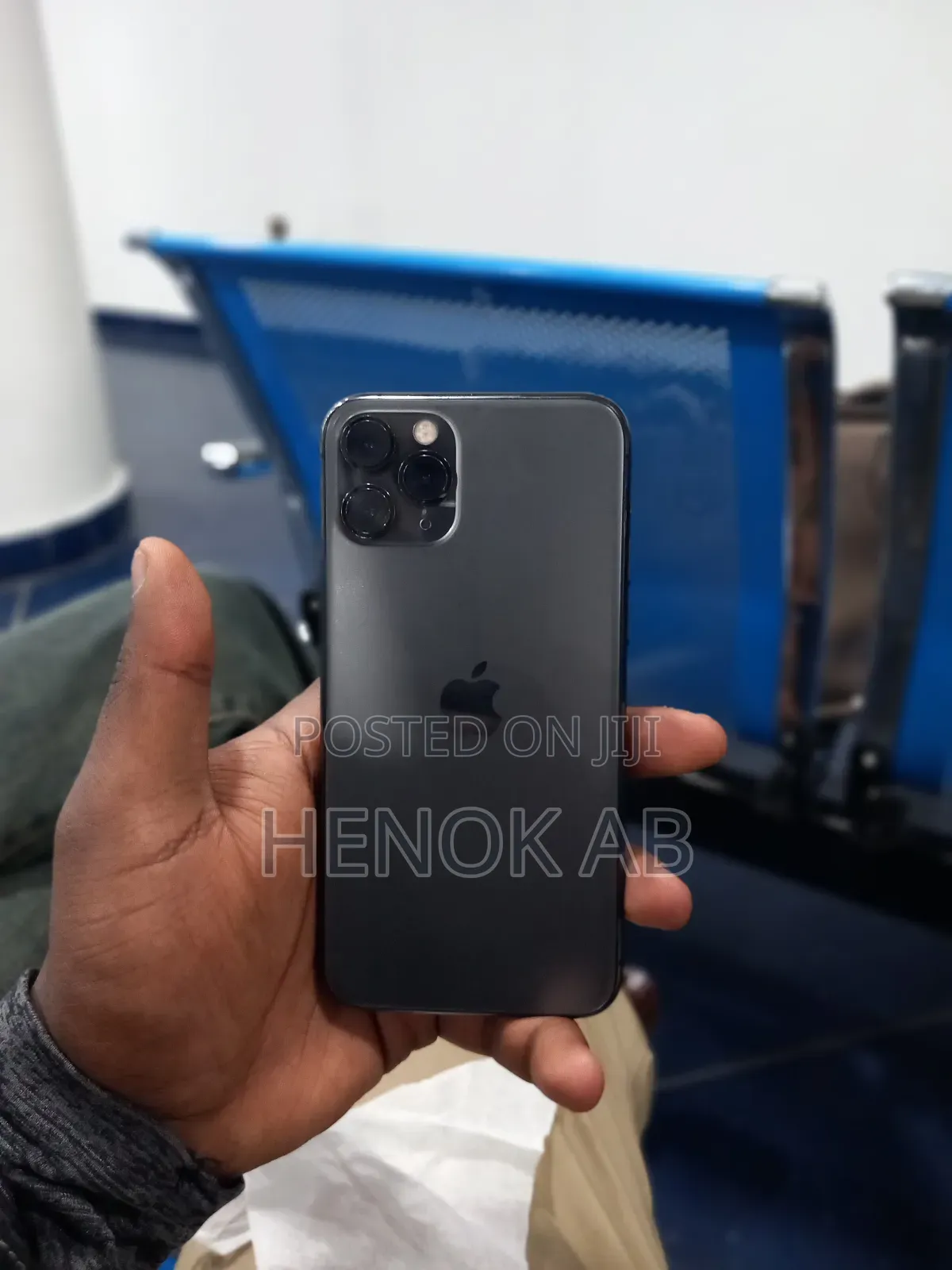 Apple iPhone 11 256 GB Gray