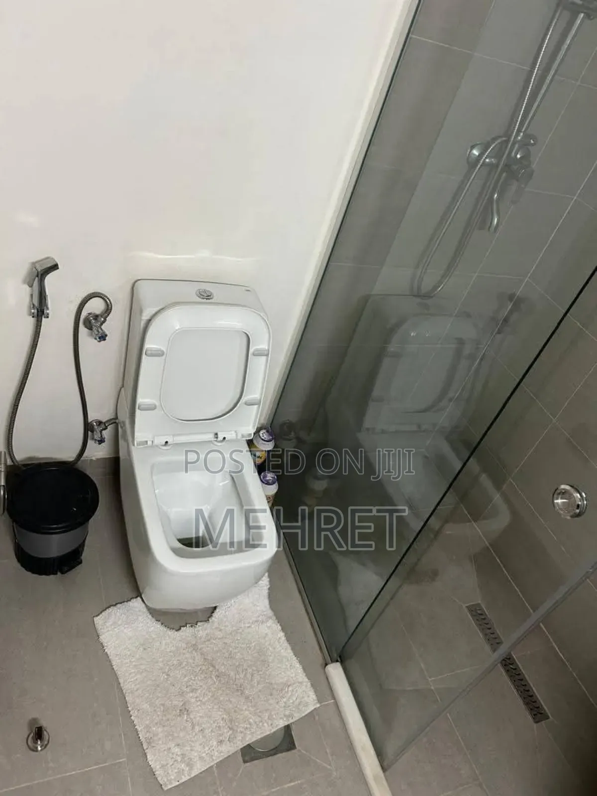 Furnished 3bdrm Apartment in ጃምቦ, Bole for sale