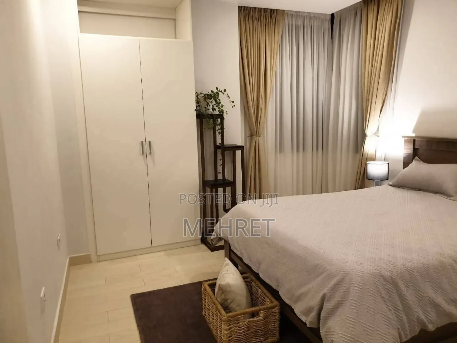 Furnished 3bdrm Apartment in ጃምቦ, Bole for sale