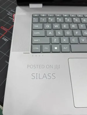 New Laptop HP Envy X360 16GB AMD Ryzen 7 SSD 512GB